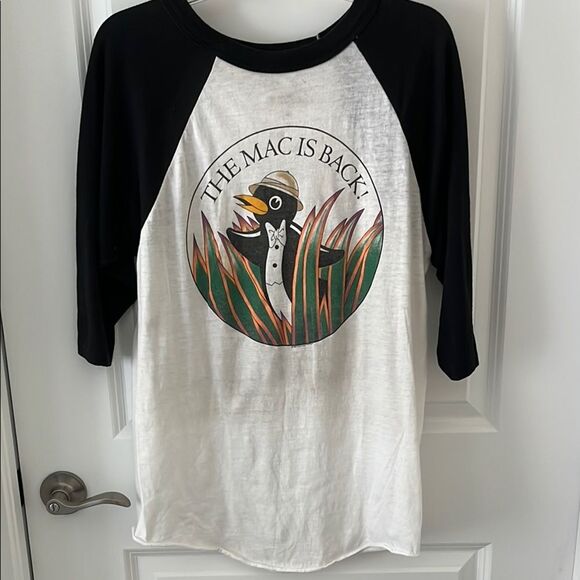 Fleetwood Mac RARE The MAC IS BACK! Black and White Graphic Raglan Tee 1987 VTG - Picture 1 of 10
